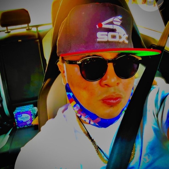 Meet your Posher, Donny - Picture 4 of 15